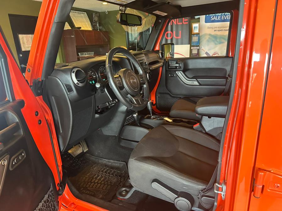2015 Jeep Wrangler Unlimited 4WD 4dr Sport, available for sale in West Hartford, Connecticut | AutoMax. West Hartford, Connecticut 2015 Jeep Wrangler Unlimited 4WD 4dr Sport, available for sale in West Hartford, Connecticut | AutoMax. West Hartford, Connecticut