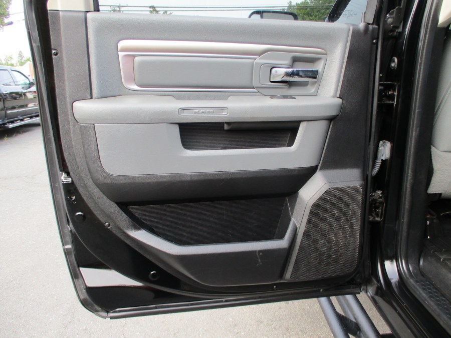 2015 Ram 2500 4WD Crew Cab 149" Big Horn, available for sale in Suffield, Connecticut | Suffield Auto LLC. Suffield, Connecticut 2015 Ram 2500 4WD Crew Cab 149" Big Horn, available for sale in Suffield, Connecticut | Suffield Auto LLC. Suffield, Connecticut