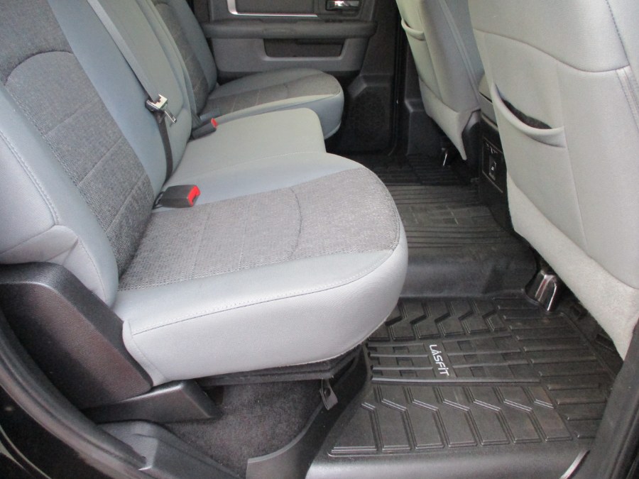 2015 Ram 2500 4WD Crew Cab 149" Big Horn, available for sale in Suffield, Connecticut | Suffield Auto LLC. Suffield, Connecticut 2015 Ram 2500 4WD Crew Cab 149" Big Horn, available for sale in Suffield, Connecticut | Suffield Auto LLC. Suffield, Connecticut