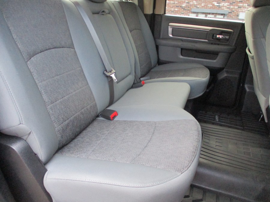 2015 Ram 2500 4WD Crew Cab 149" Big Horn, available for sale in Suffield, Connecticut | Suffield Auto LLC. Suffield, Connecticut 2015 Ram 2500 4WD Crew Cab 149" Big Horn, available for sale in Suffield, Connecticut | Suffield Auto LLC. Suffield, Connecticut