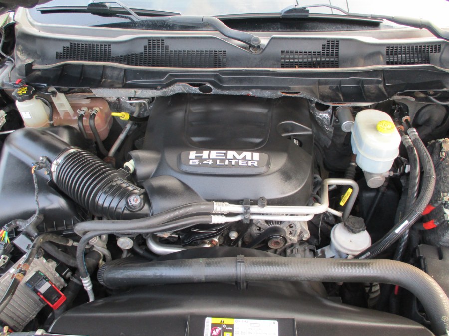 2015 Ram 2500 4WD Crew Cab 149" Big Horn, available for sale in Suffield, Connecticut | Suffield Auto LLC. Suffield, Connecticut 2015 Ram 2500 4WD Crew Cab 149" Big Horn, available for sale in Suffield, Connecticut | Suffield Auto LLC. Suffield, Connecticut
