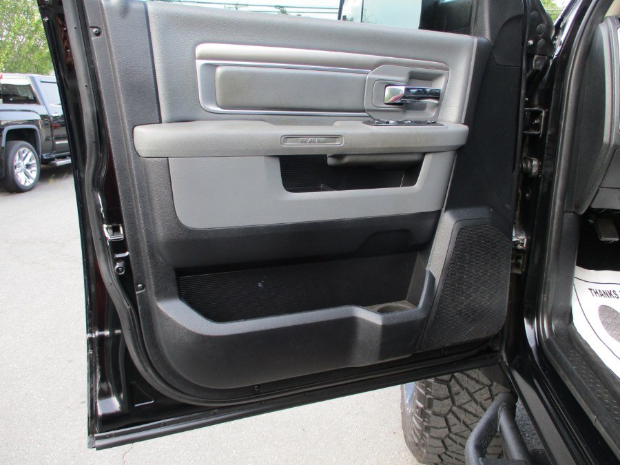 2015 Ram 2500 4WD Crew Cab 149" Big Horn, available for sale in Suffield, Connecticut | Suffield Auto LLC. Suffield, Connecticut 2015 Ram 2500 4WD Crew Cab 149" Big Horn, available for sale in Suffield, Connecticut | Suffield Auto LLC. Suffield, Connecticut