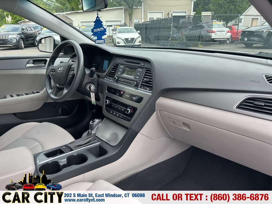 2017 Hyundai Sonata 2.4L PZEV, available for sale in East Windsor, Connecticut | Car City LLC. East Windsor, Connecticut 2017 Hyundai Sonata 2.4L PZEV, available for sale in East Windsor, Connecticut | Car City LLC. East Windsor, Connecticut
