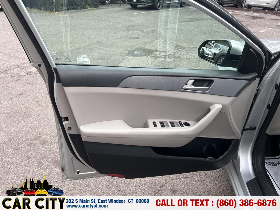 2017 Hyundai Sonata 2.4L PZEV, available for sale in East Windsor, Connecticut | Car City LLC. East Windsor, Connecticut 2017 Hyundai Sonata 2.4L PZEV, available for sale in East Windsor, Connecticut | Car City LLC. East Windsor, Connecticut