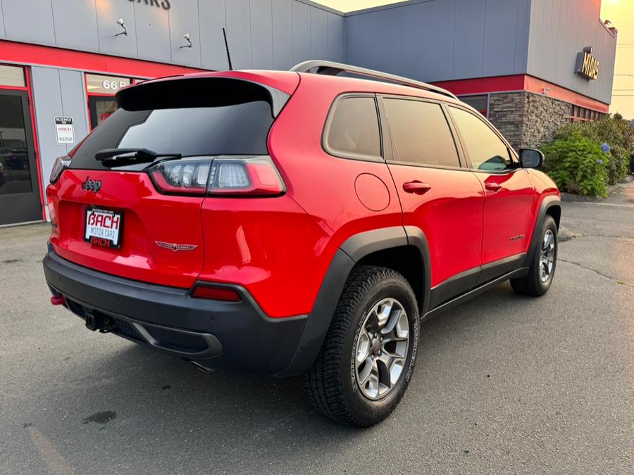 2019 Jeep Cherokee Trailhawk 4x4, available for sale in Canton , Connecticut | Bach Motor Cars. Canton , Connecticut 2019 Jeep Cherokee Trailhawk 4x4, available for sale in Canton , Connecticut | Bach Motor Cars. Canton , Connecticut