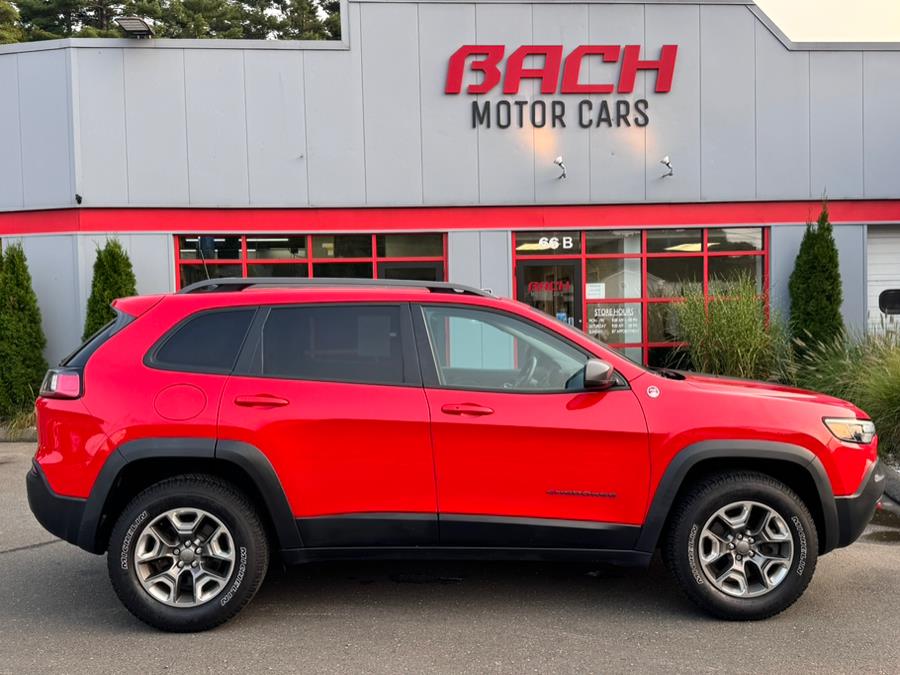 2019 Jeep Cherokee Trailhawk 4x4, available for sale in Canton , Connecticut | Bach Motor Cars. Canton , Connecticut 2019 Jeep Cherokee Trailhawk 4x4, available for sale in Canton , Connecticut | Bach Motor Cars. Canton , Connecticut