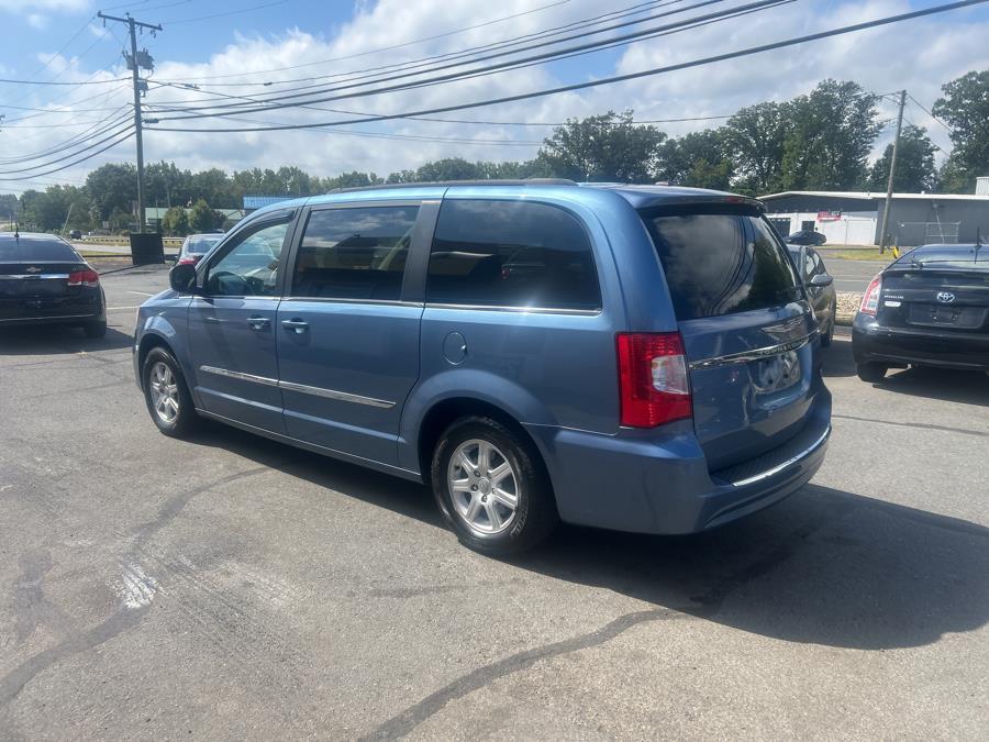 2011 Chrysler Town & Country 4dr Wgn Touring, available for sale in South Windsor , Connecticut | Ful-line Auto LLC. South Windsor , Connecticut 2011 Chrysler Town & Country 4dr Wgn Touring, available for sale in South Windsor , Connecticut | Ful-line Auto LLC. South Windsor , Connecticut