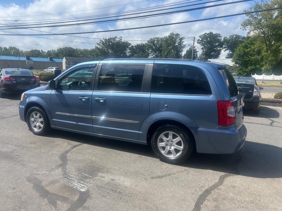2011 Chrysler Town & Country 4dr Wgn Touring, available for sale in South Windsor , Connecticut | Ful-line Auto LLC. South Windsor , Connecticut 2011 Chrysler Town & Country 4dr Wgn Touring, available for sale in South Windsor , Connecticut | Ful-line Auto LLC. South Windsor , Connecticut