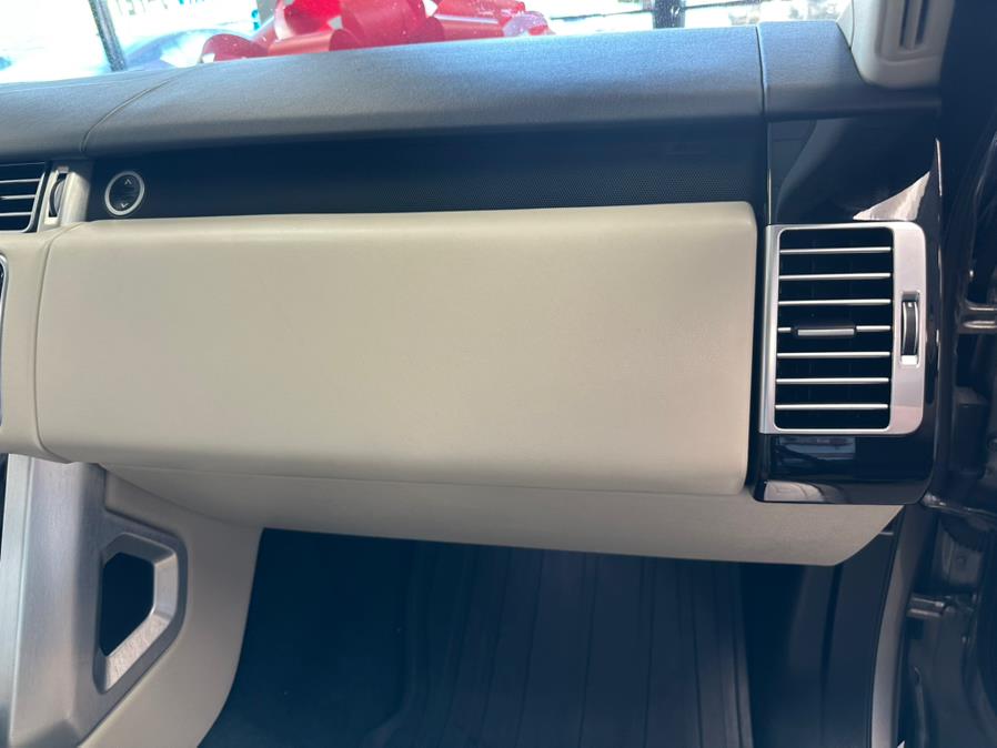 2021 Land Rover Range Rover Westminster SWB, available for sale in Inwood, New York | 5 Towns Drive. Inwood, New York 2021 Land Rover Range Rover Westminster SWB, available for sale in Inwood, New York | 5 Towns Drive. Inwood, New York
