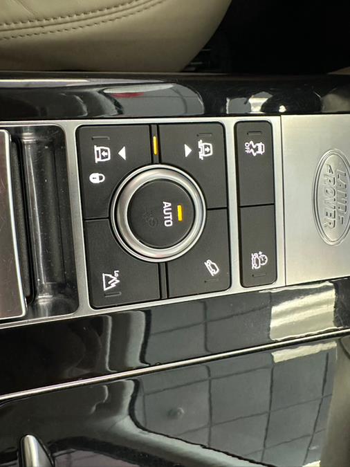 2021 Land Rover Range Rover Westminster SWB, available for sale in Inwood, New York | 5 Towns Drive. Inwood, New York 2021 Land Rover Range Rover Westminster SWB, available for sale in Inwood, New York | 5 Towns Drive. Inwood, New York