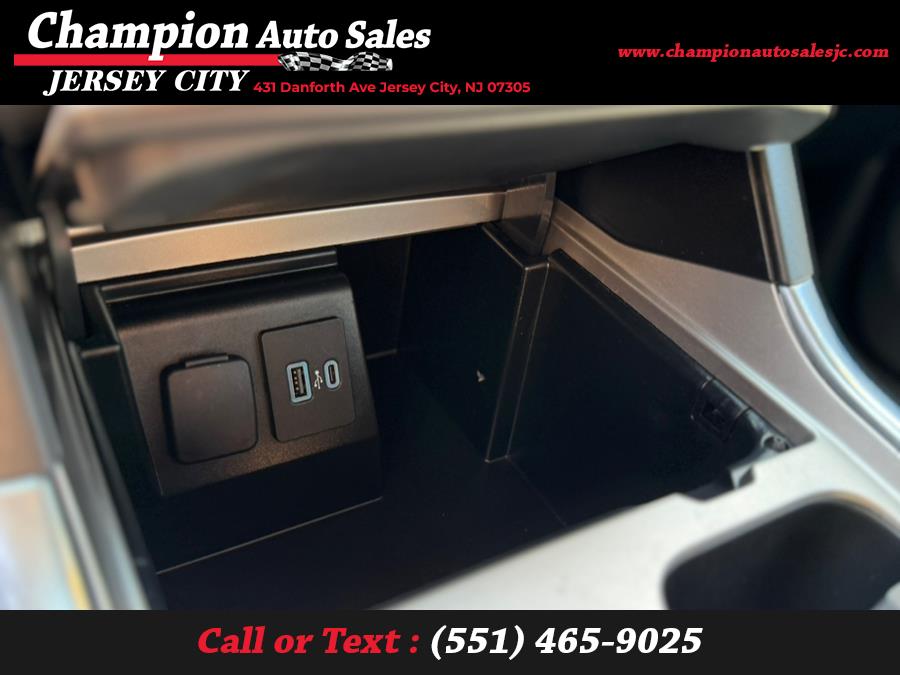 2021 Ford Explorer XLT 4WD, available for sale in Jersey City, New Jersey | Champion Auto Sales. Jersey City, New Jersey 2021 Ford Explorer XLT 4WD, available for sale in Jersey City, New Jersey | Champion Auto Sales. Jersey City, New Jersey