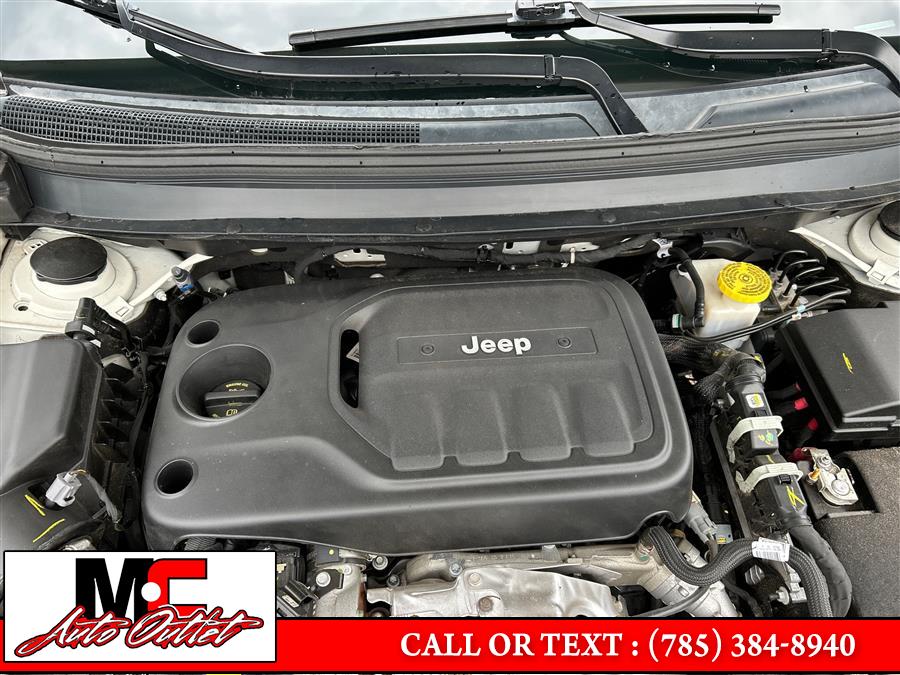 2019 Jeep Cherokee High Altitude 4x4, available for sale in Colby, Kansas | M C Auto Outlet Inc. Colby, Kansas 2019 Jeep Cherokee High Altitude 4x4, available for sale in Colby, Kansas | M C Auto Outlet Inc. Colby, Kansas