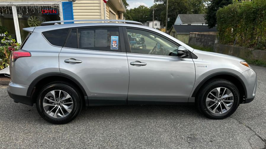 2018 Toyota RAV4 Hybrid LE AWD (Natl), available for sale in New Milford, Connecticut | Faustos Auto Body and Repairs LLC. New Milford, Connecticut 2018 Toyota RAV4 Hybrid LE AWD (Natl), available for sale in New Milford, Connecticut | Faustos Auto Body and Repairs LLC. New Milford, Connecticut