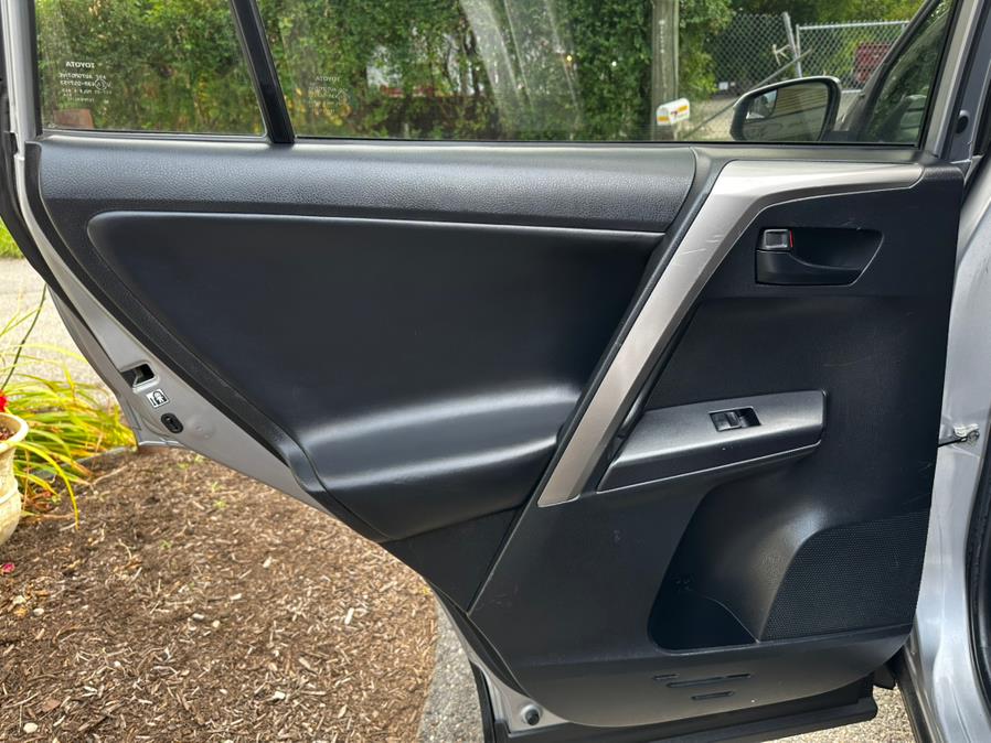 2018 Toyota RAV4 Hybrid LE AWD (Natl), available for sale in New Milford, Connecticut | Faustos Auto Body and Repairs LLC. New Milford, Connecticut 2018 Toyota RAV4 Hybrid LE AWD (Natl), available for sale in New Milford, Connecticut | Faustos Auto Body and Repairs LLC. New Milford, Connecticut