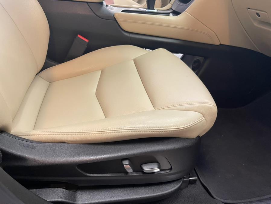2018 Cadillac XT5 AWD 4dr, available for sale in Suffern, New York | Rockland Motor Sport. Suffern, New York 2018 Cadillac XT5 AWD 4dr, available for sale in Suffern, New York | Rockland Motor Sport. Suffern, New York
