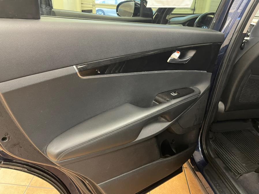 2016 Kia Sorento AWD 4dr 3.3L LX, available for sale in Suffern, New York | Rockland Motor Sport. Suffern, New York 2016 Kia Sorento AWD 4dr 3.3L LX, available for sale in Suffern, New York | Rockland Motor Sport. Suffern, New York