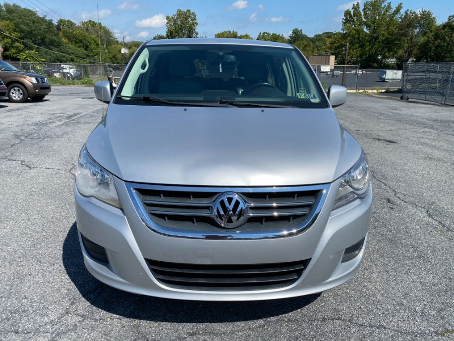 2009 Volkswagen Routan 4dr Wgn SEL, available for sale in Bethlehem, Pennsylvania | Best Auto Deals LLC. Bethlehem, Pennsylvania 2009 Volkswagen Routan 4dr Wgn SEL, available for sale in Bethlehem, Pennsylvania | Best Auto Deals LLC. Bethlehem, Pennsylvania