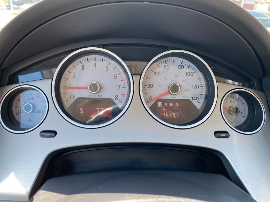 2009 Volkswagen Routan 4dr Wgn SEL, available for sale in Bethlehem, Pennsylvania | Best Auto Deals LLC. Bethlehem, Pennsylvania 2009 Volkswagen Routan 4dr Wgn SEL, available for sale in Bethlehem, Pennsylvania | Best Auto Deals LLC. Bethlehem, Pennsylvania