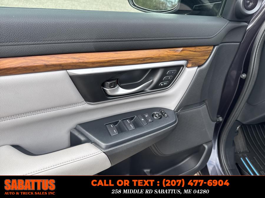 2017 Honda CR-V Touring 2WD, available for sale in Sabattus, Maine | Sabattus Auto and Truck Sales Inc. Sabattus, Maine 2017 Honda CR-V Touring 2WD, available for sale in Sabattus, Maine | Sabattus Auto and Truck Sales Inc. Sabattus, Maine