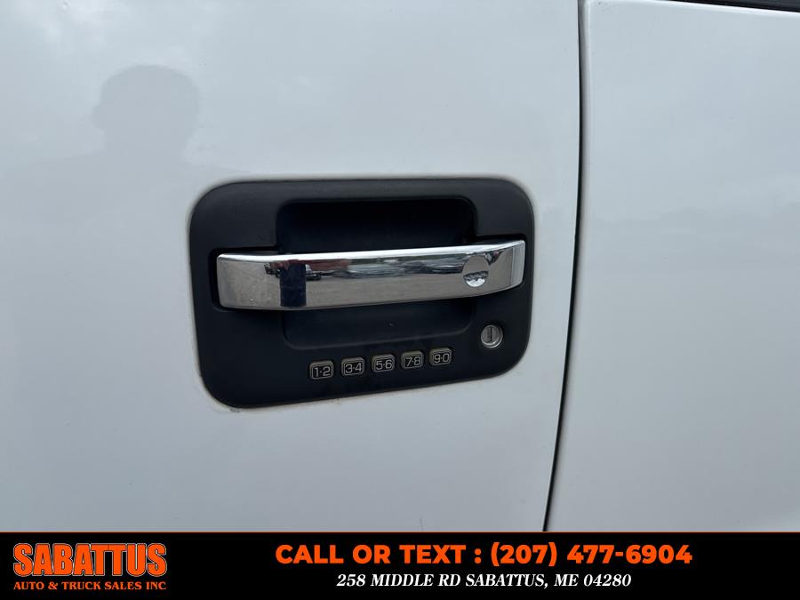 2013 Ford F-150 4WD SuperCab 145" XL, available for sale in Sabattus, Maine | Sabattus Auto and Truck Sales Inc. Sabattus, Maine 2013 Ford F-150 4WD SuperCab 145" XL, available for sale in Sabattus, Maine | Sabattus Auto and Truck Sales Inc. Sabattus, Maine