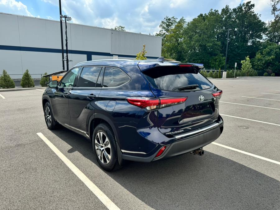 2020 Toyota Highlander XLE AWD (Natl), available for sale in Saddle Brook, New Jersey | Up 2 The Next Auto Sales LLC. Saddle Brook, New Jersey 2020 Toyota Highlander XLE AWD (Natl), available for sale in Saddle Brook, New Jersey | Up 2 The Next Auto Sales LLC. Saddle Brook, New Jersey
