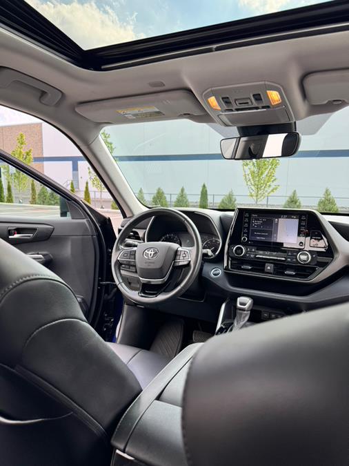 2020 Toyota Highlander XLE AWD (Natl), available for sale in Saddle Brook, New Jersey | Up 2 The Next Auto Sales LLC. Saddle Brook, New Jersey 2020 Toyota Highlander XLE AWD (Natl), available for sale in Saddle Brook, New Jersey | Up 2 The Next Auto Sales LLC. Saddle Brook, New Jersey