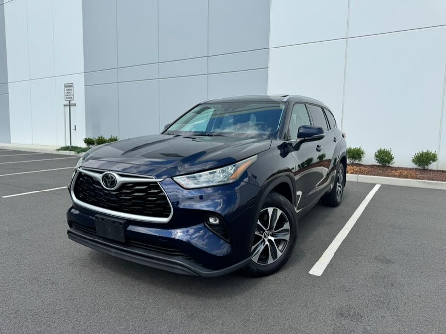 2020 Toyota Highlander XLE AWD (Natl), available for sale in Saddle Brook, New Jersey | Up 2 The Next Auto Sales LLC. Saddle Brook, New Jersey 2020 Toyota Highlander XLE AWD (Natl), available for sale in Saddle Brook, New Jersey | Up 2 The Next Auto Sales LLC. Saddle Brook, New Jersey