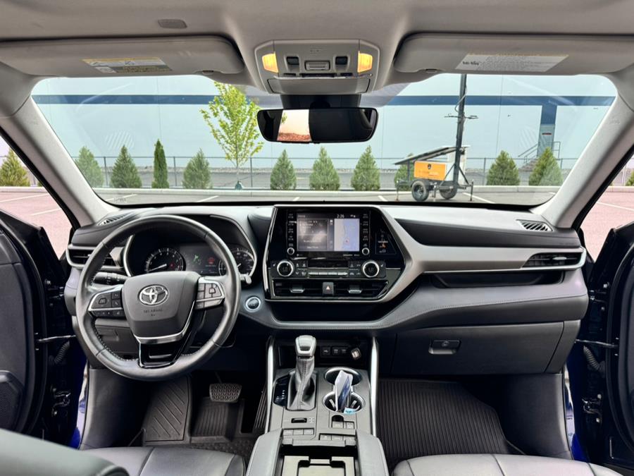 2020 Toyota Highlander XLE AWD (Natl), available for sale in Saddle Brook, New Jersey | Up 2 The Next Auto Sales LLC. Saddle Brook, New Jersey 2020 Toyota Highlander XLE AWD (Natl), available for sale in Saddle Brook, New Jersey | Up 2 The Next Auto Sales LLC. Saddle Brook, New Jersey