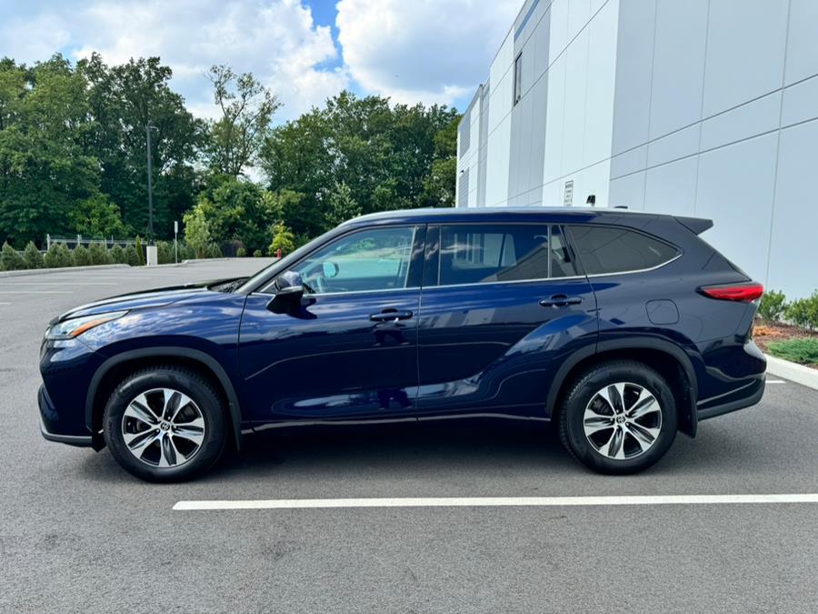 2020 Toyota Highlander XLE AWD (Natl), available for sale in Saddle Brook, New Jersey | Up 2 The Next Auto Sales LLC. Saddle Brook, New Jersey 2020 Toyota Highlander XLE AWD (Natl), available for sale in Saddle Brook, New Jersey | Up 2 The Next Auto Sales LLC. Saddle Brook, New Jersey