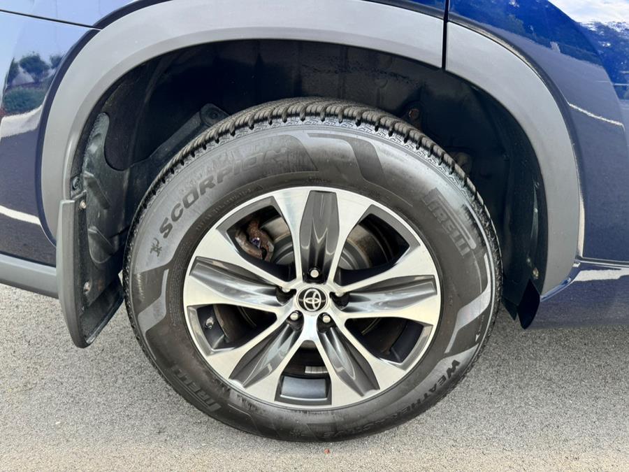 2020 Toyota Highlander XLE AWD (Natl), available for sale in Saddle Brook, New Jersey | Up 2 The Next Auto Sales LLC. Saddle Brook, New Jersey 2020 Toyota Highlander XLE AWD (Natl), available for sale in Saddle Brook, New Jersey | Up 2 The Next Auto Sales LLC. Saddle Brook, New Jersey