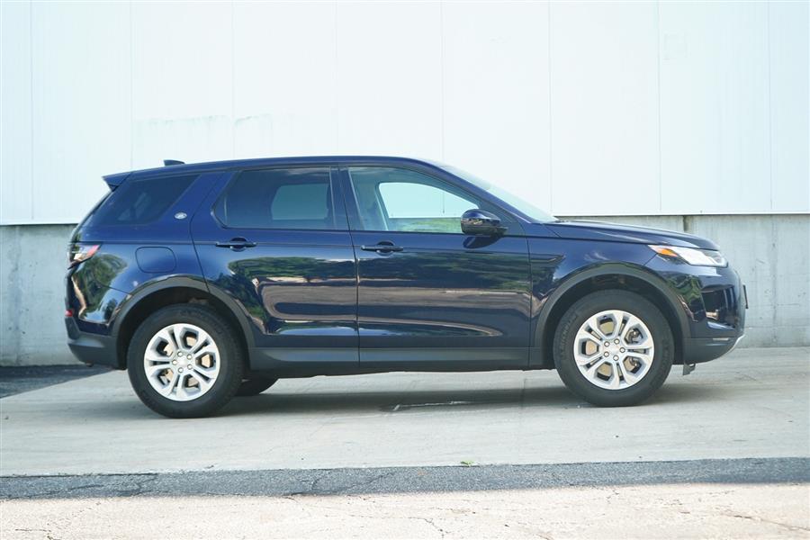 2022 Land Rover Discovery Sport S photo 9