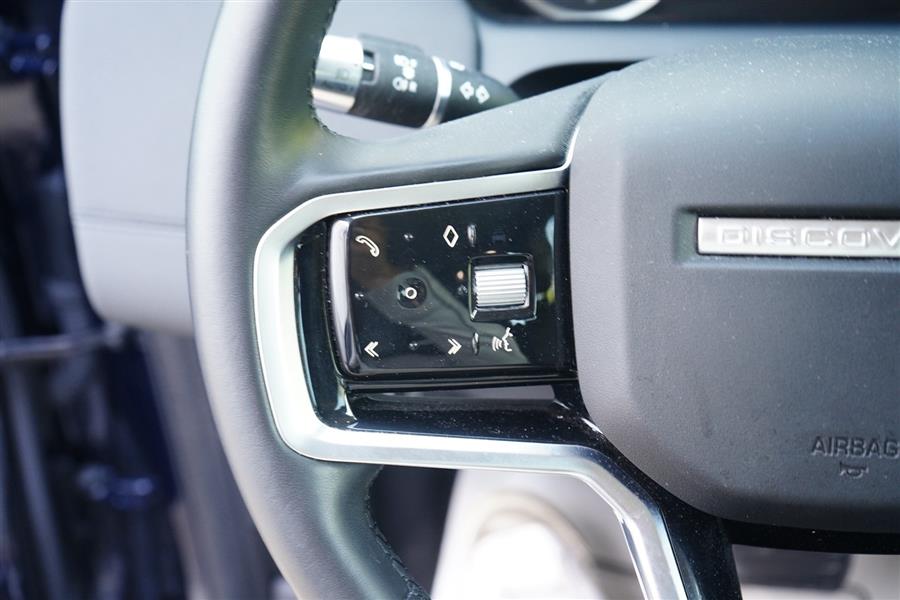 2022 Land Rover Discovery Sport S photo 25