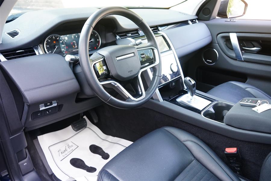 2022 Land Rover Discovery Sport S photo 31