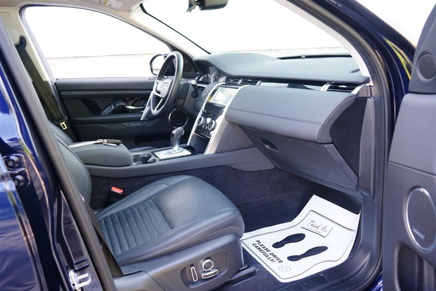 2022 Land Rover Discovery Sport S photo 35