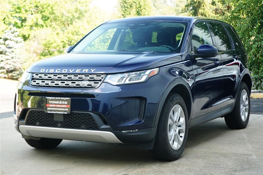 2022 Land Rover Discovery Sport S photo 3