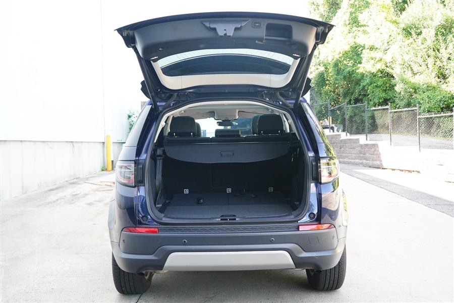 2022 Land Rover Discovery Sport S photo 49