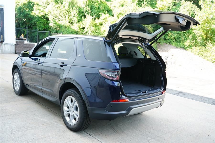 2022 Land Rover Discovery Sport S photo 50