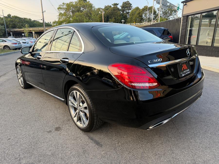 2015 Mercedes Benz C 300 Luxury 4MATIC photo 4