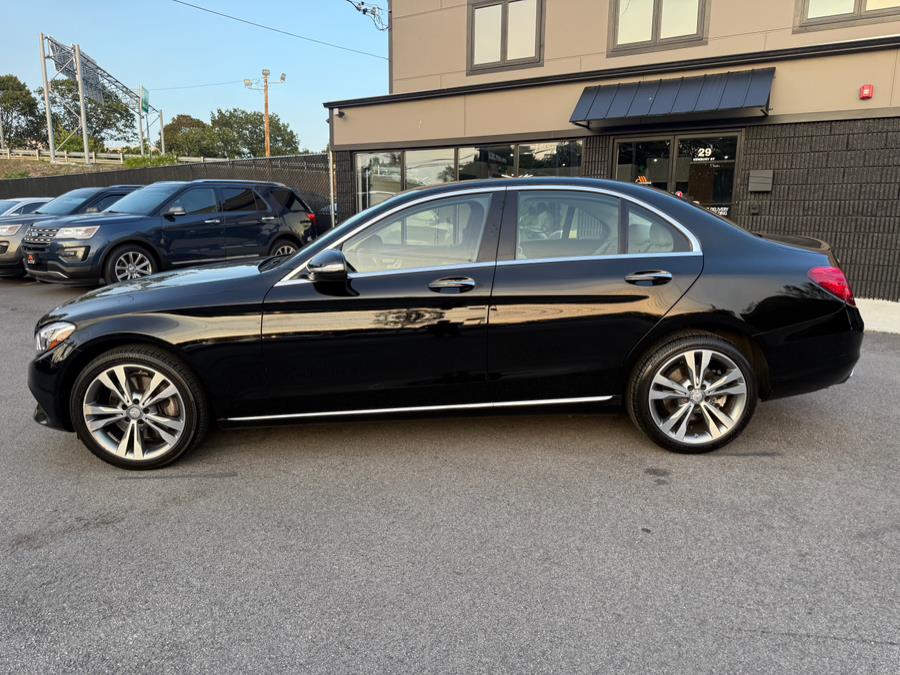 2015 Mercedes Benz C 300 Luxury 4MATIC photo 3