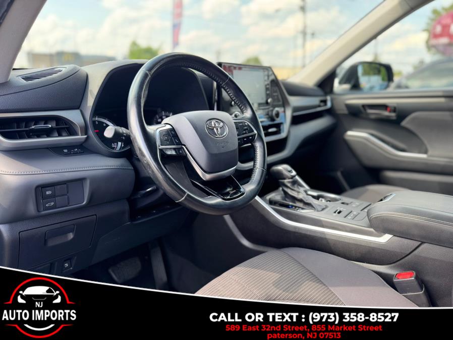 2021 Toyota Highlander LE AWD (Natl), available for sale in Paterson, New Jersey | NJ Auto Imports. Paterson, New Jersey 2021 Toyota Highlander LE AWD (Natl), available for sale in Paterson, New Jersey | NJ Auto Imports. Paterson, New Jersey