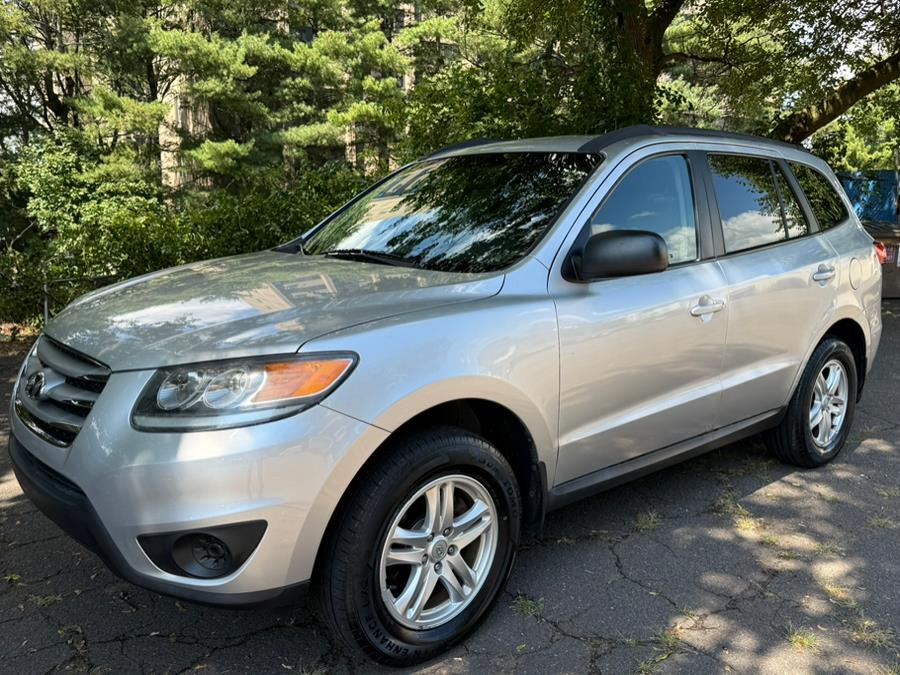 Used 2012 Hyundai Santa Fe in Meriden, Connecticut | T E A M Auto Center. Meriden, Connecticut