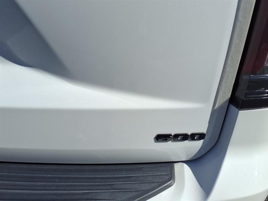 2021 Cadillac Escalade 4WD 4dr Sport, available for sale in Flushing, New York | Silverline Auto Group. Flushing, New York 2021 Cadillac Escalade 4WD 4dr Sport, available for sale in Flushing, New York | Silverline Auto Group. Flushing, New York