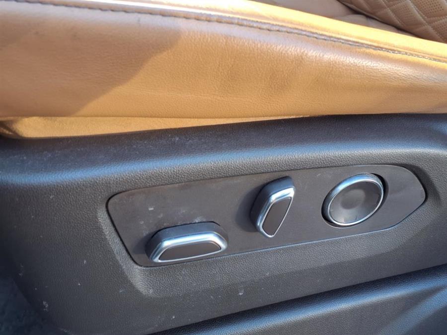 2021 Cadillac Escalade 4WD 4dr Sport, available for sale in Flushing, New York | Silverline Auto Group. Flushing, New York 2021 Cadillac Escalade 4WD 4dr Sport, available for sale in Flushing, New York | Silverline Auto Group. Flushing, New York