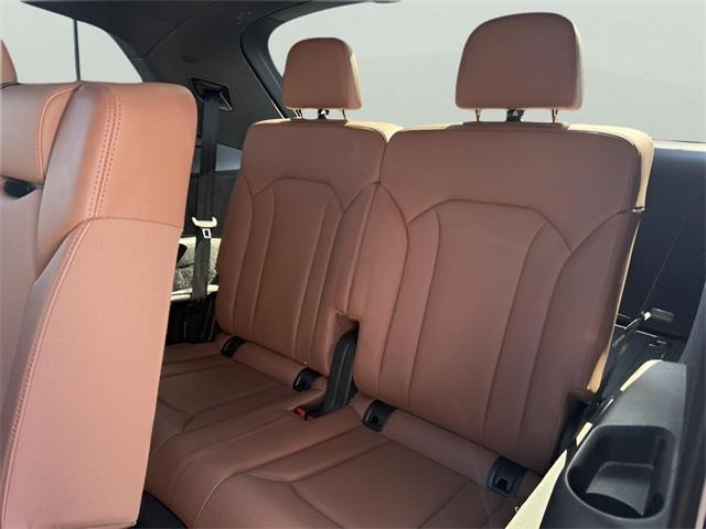 2021 Audi Q7 55 Premium Plus, available for sale in Stratford, Connecticut | Wiz Leasing Inc. Stratford, Connecticut 2021 Audi Q7 55 Premium Plus, available for sale in Stratford, Connecticut | Wiz Leasing Inc. Stratford, Connecticut