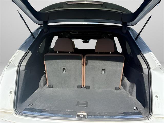 2021 Audi Q7 55 Premium Plus, available for sale in Stratford, Connecticut | Wiz Leasing Inc. Stratford, Connecticut 2021 Audi Q7 55 Premium Plus, available for sale in Stratford, Connecticut | Wiz Leasing Inc. Stratford, Connecticut