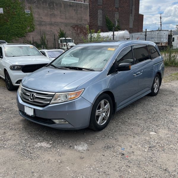 2012 Honda Odyssey 5dr Touring, available for sale in Corona, New York | Raymonds Cars Inc. Corona, New York 2012 Honda Odyssey 5dr Touring, available for sale in Corona, New York | Raymonds Cars Inc. Corona, New York