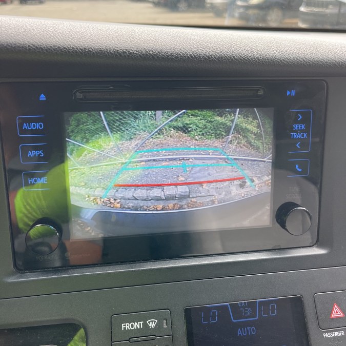 2015 Toyota Sienna 5dr 8-Pass Van LE FWD (Natl), available for sale in Corona, New York | Raymonds Cars Inc. Corona, New York 2015 Toyota Sienna 5dr 8-Pass Van LE FWD (Natl), available for sale in Corona, New York | Raymonds Cars Inc. Corona, New York