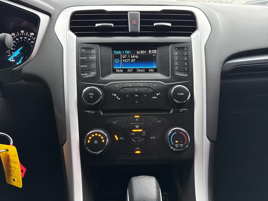 2014 Ford Fusion 4dr Sdn SE FWD, available for sale in Little Ferry, New Jersey | Victoria Preowned Autos Inc. Little Ferry, New Jersey 2014 Ford Fusion 4dr Sdn SE FWD, available for sale in Little Ferry, New Jersey | Victoria Preowned Autos Inc. Little Ferry, New Jersey