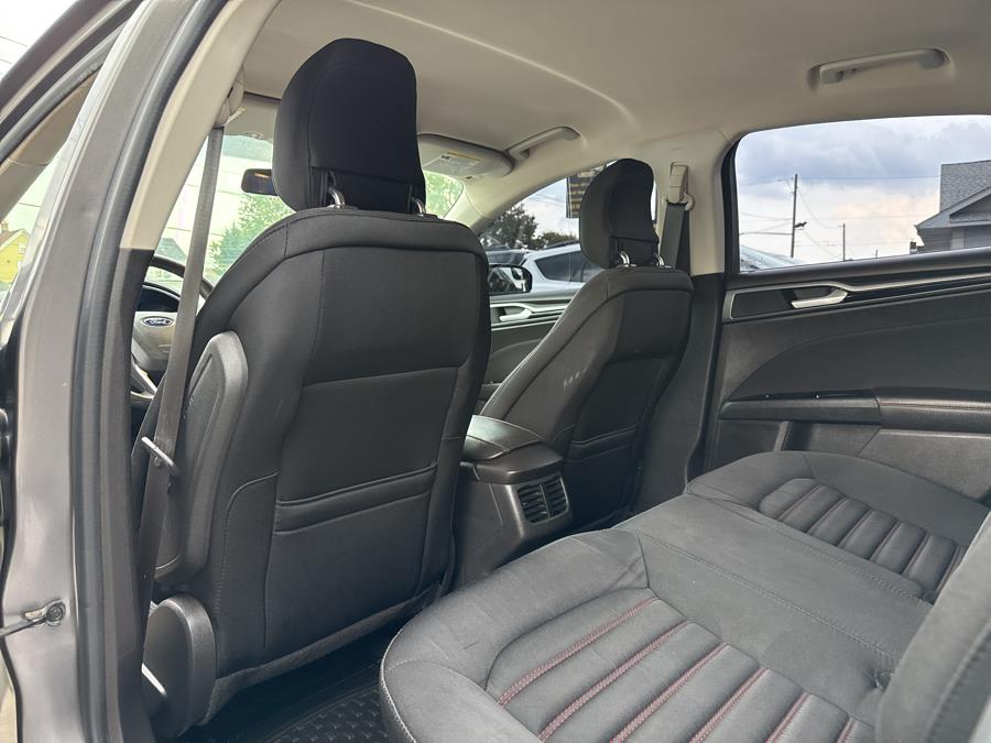 2014 Ford Fusion 4dr Sdn SE FWD, available for sale in Little Ferry, New Jersey | Victoria Preowned Autos Inc. Little Ferry, New Jersey 2014 Ford Fusion 4dr Sdn SE FWD, available for sale in Little Ferry, New Jersey | Victoria Preowned Autos Inc. Little Ferry, New Jersey