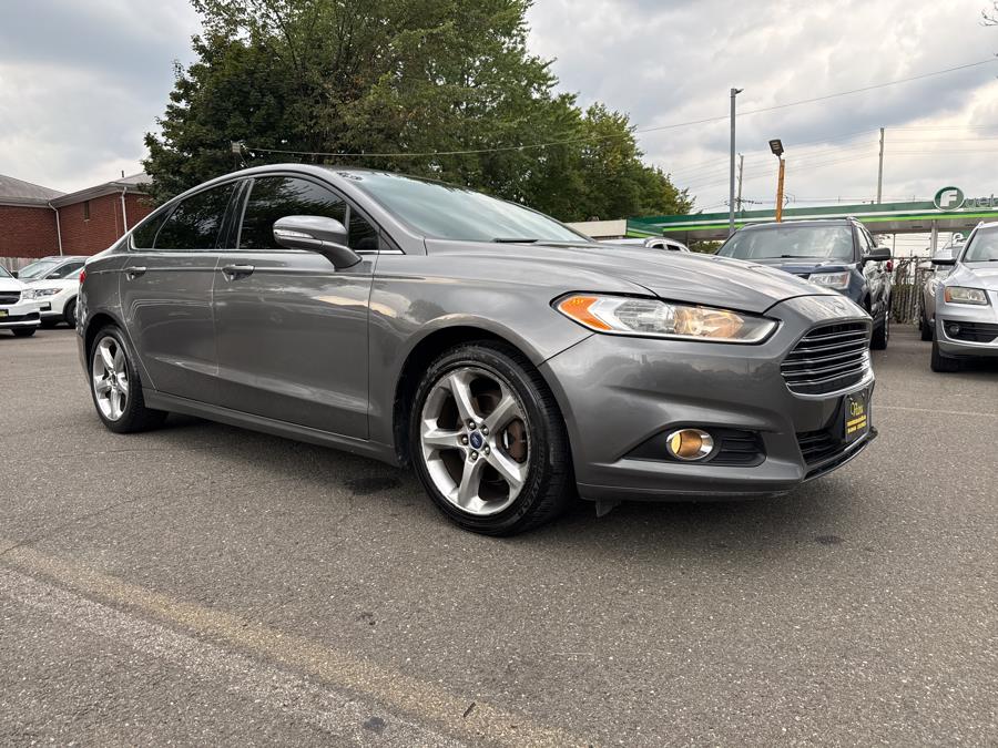 2014 Ford Fusion 4dr Sdn SE FWD, available for sale in Little Ferry, New Jersey | Victoria Preowned Autos Inc. Little Ferry, New Jersey 2014 Ford Fusion 4dr Sdn SE FWD, available for sale in Little Ferry, New Jersey | Victoria Preowned Autos Inc. Little Ferry, New Jersey